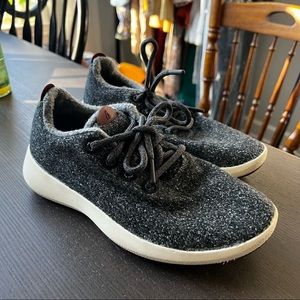 Allbirds Wool Runner Mizzles Grey and maroon